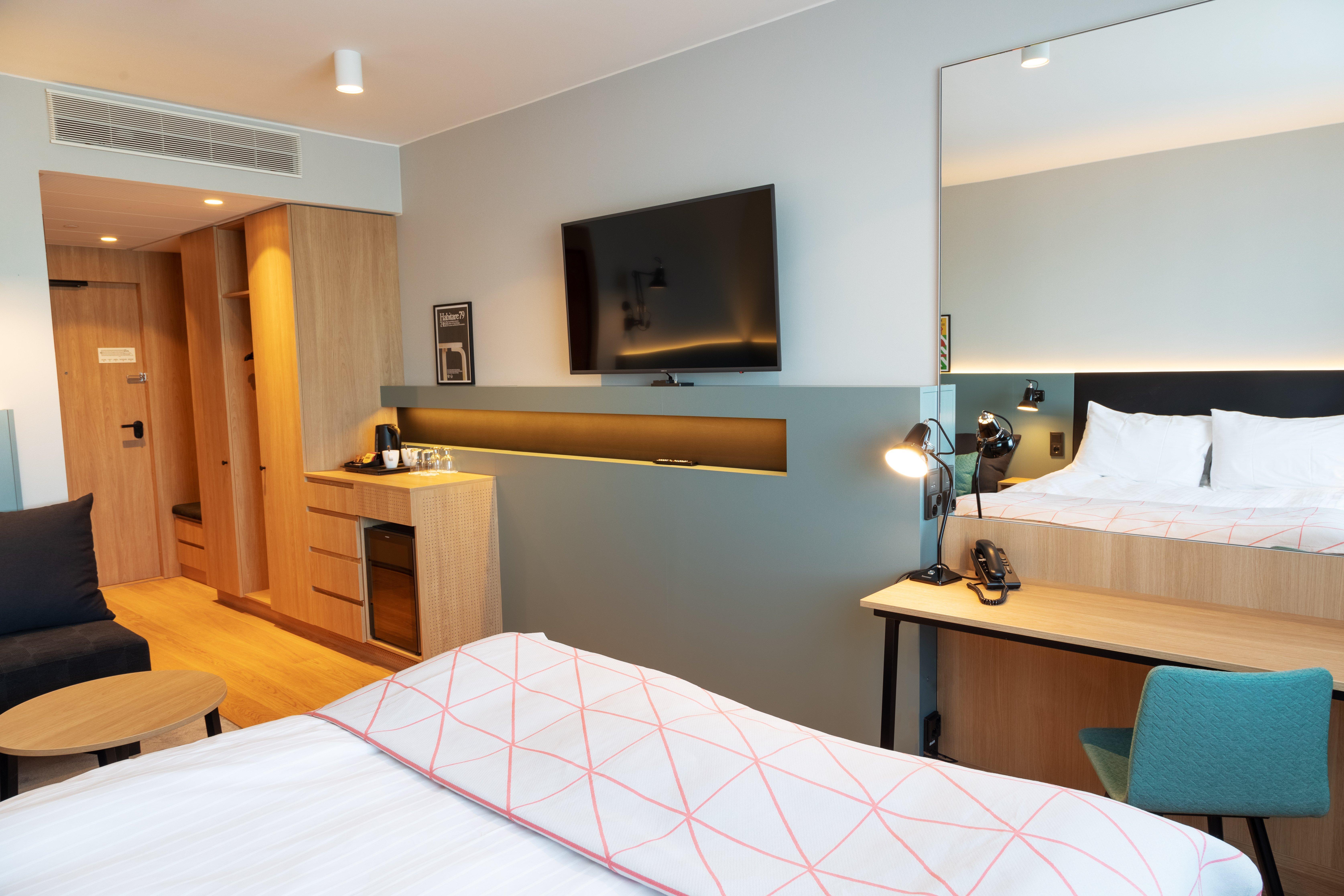 Holiday Inn Helsinki - Expo By Ihg Exterior photo